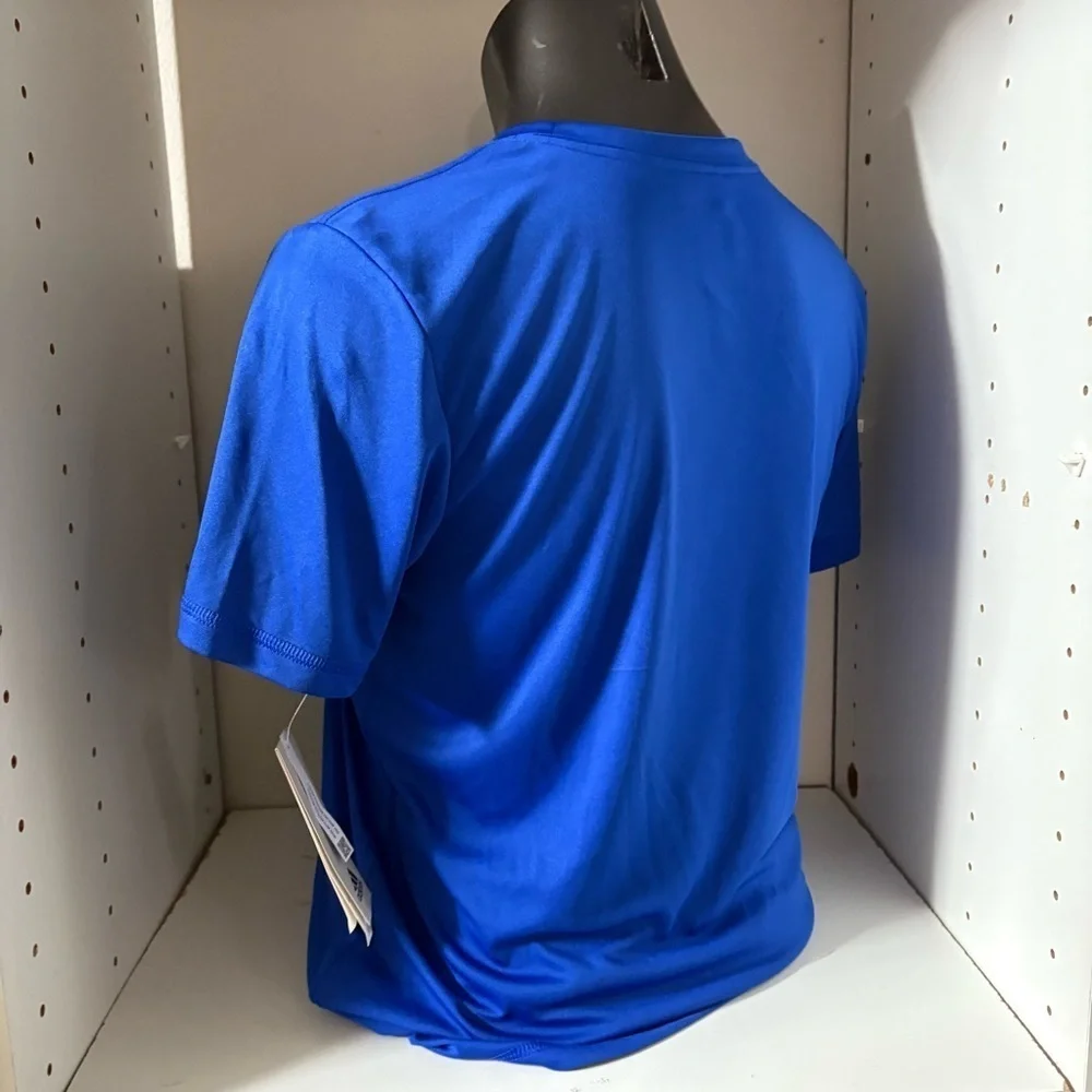 NWT Adidas men’s t-.Shirt size L